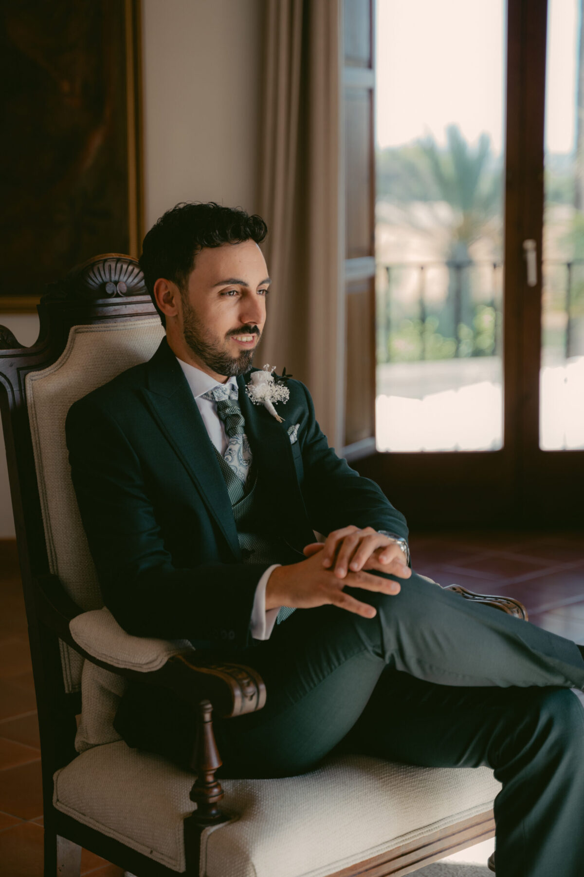 Groom getting ready at Finca Virrey in Mallorca